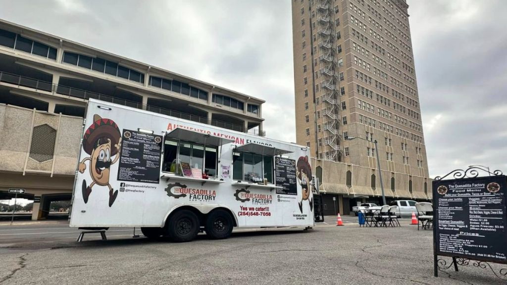 Downtown Farmer’s Market Booth