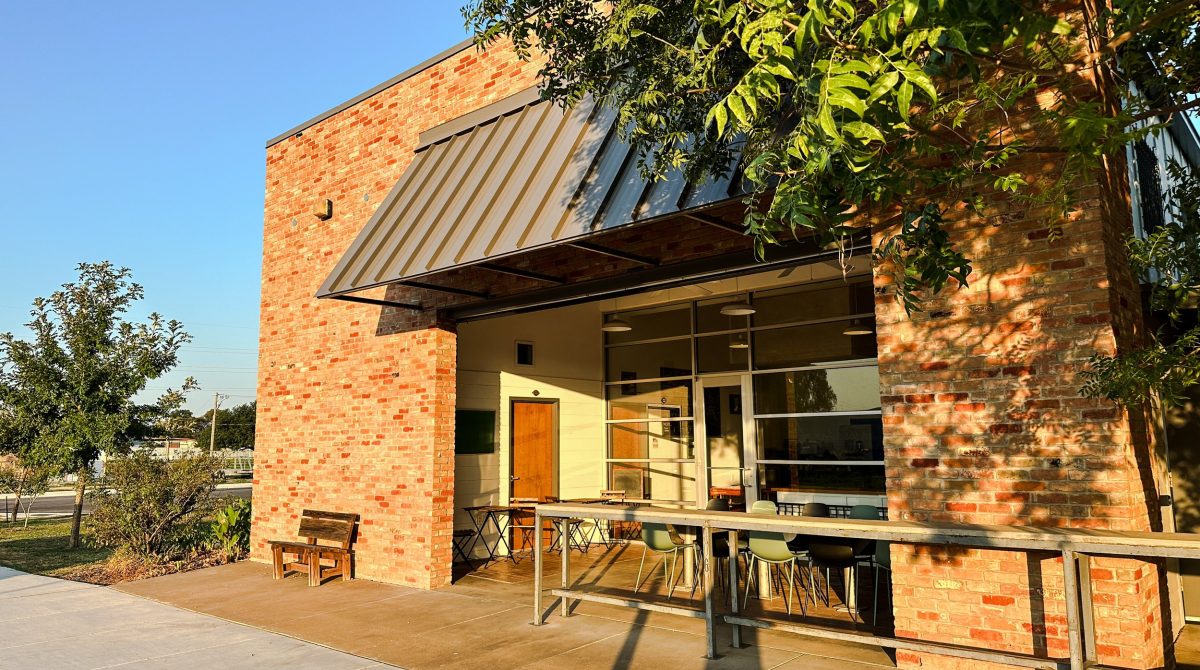 CA8105C8-E95D-4E1C-A908-DF9F9724EC05-1